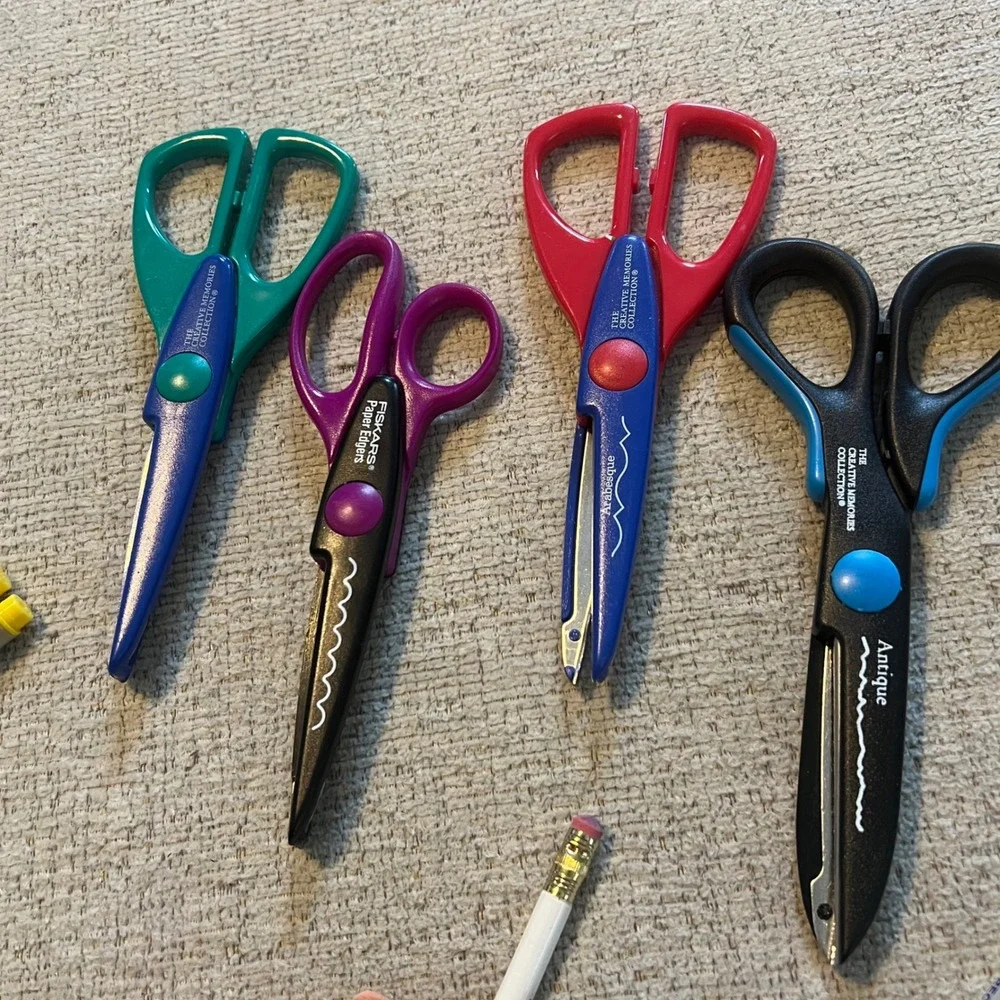 Creative Memories Scrapbooking Lot‎ Sakura Pigma Micron Pens Edgers Lot